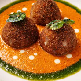 Raval Restaurant