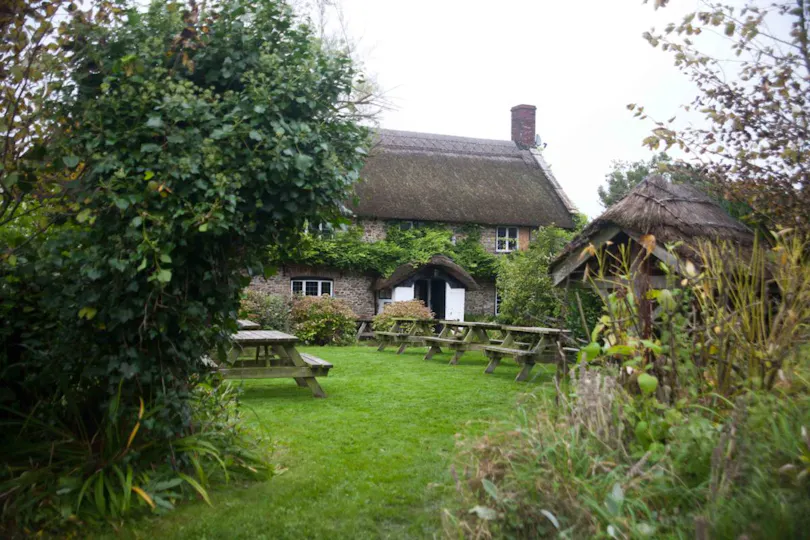 The Shave Cross Inn