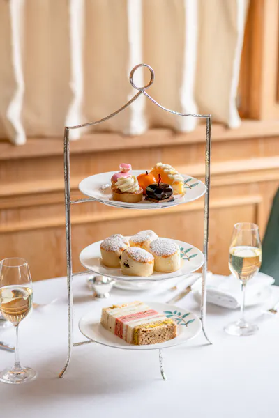 Diamond Jubilee Tea Salon at Fortnum & Mason 