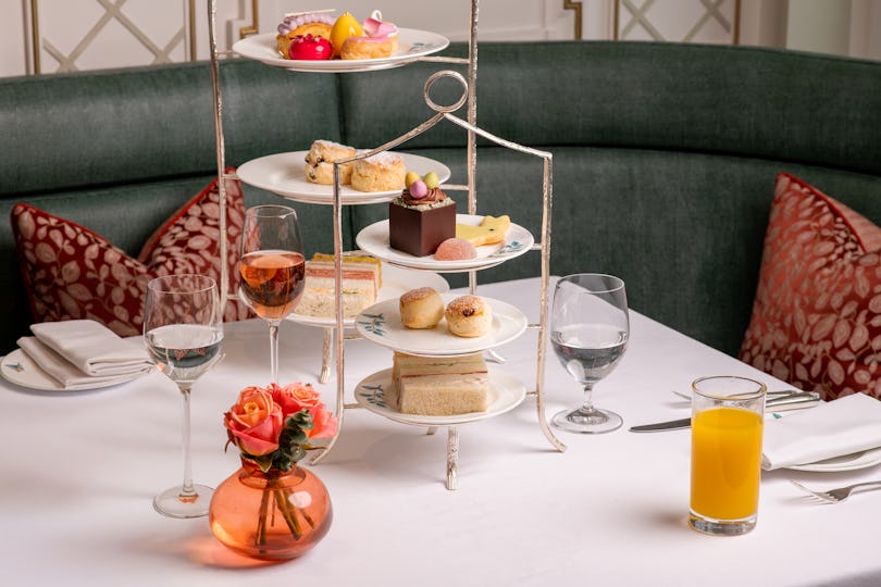 Diamond Jubilee Tea Salon at Fortnum & Mason 