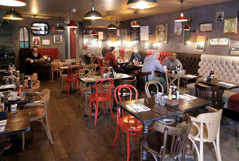 Balans Soho Society Café