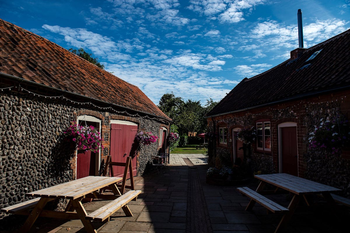 Three Horseshoes Warham