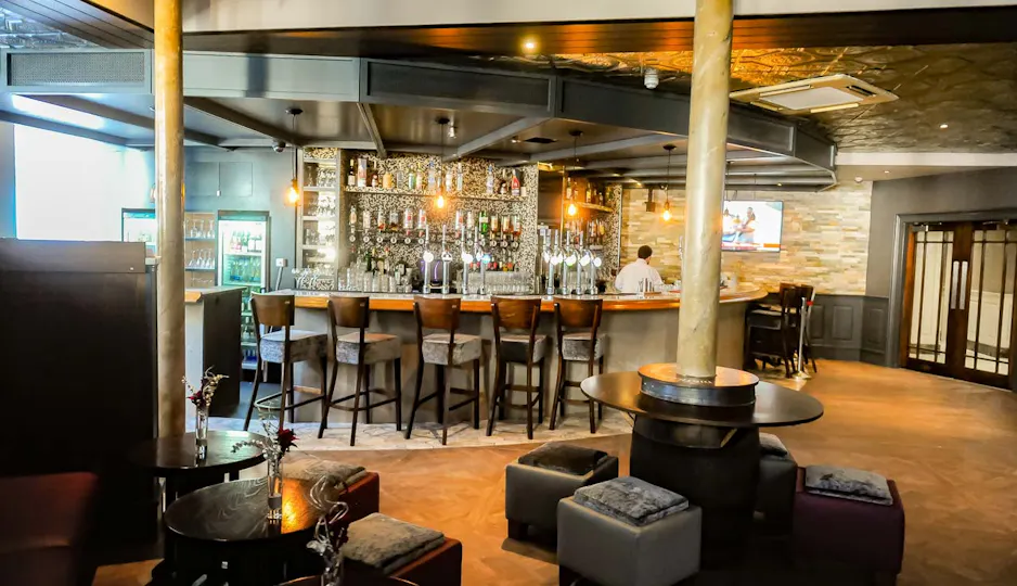 The Grill Room at Ten Square Hotel