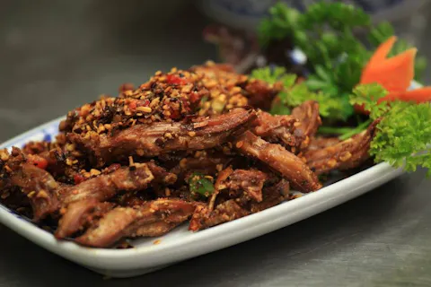 Pad Thai Restaurant & Karaoke Bar