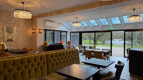Lakeside Restaurant - Bishop's Stortford