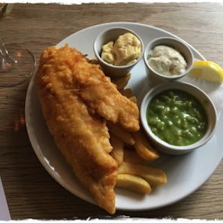 The White Swan at Quy