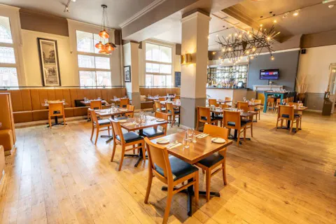 New Blossoms Restaurant at the MacDonald Hotel