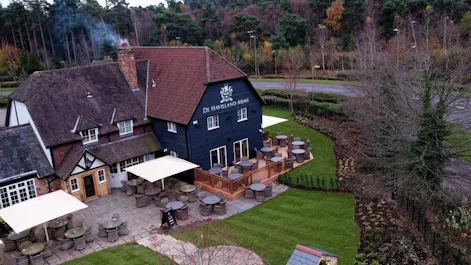 De Havilland Arms