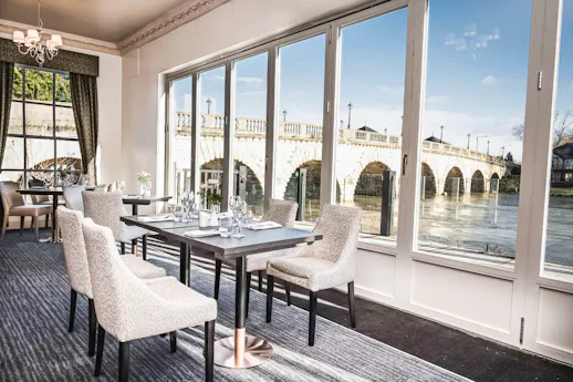 The Restaurant at The Thames Riviera Hotel