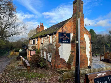 Dew Drop Inn