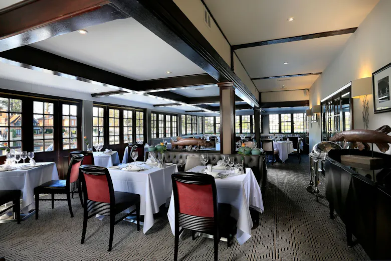 Riverside Restaurant at the Compleat Angler