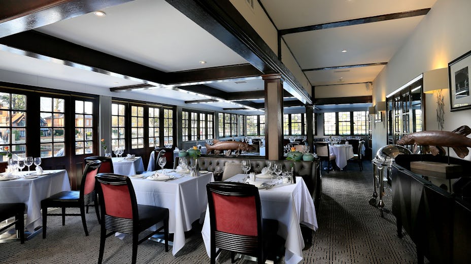 Riverside Restaurant at the Compleat Angler