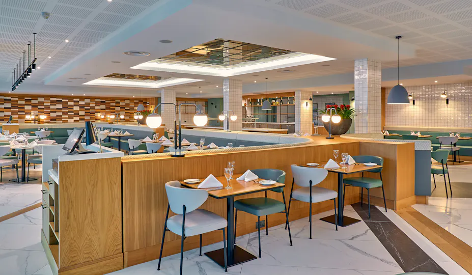 Glaze Restaurant at Crowne Plaza Marlow