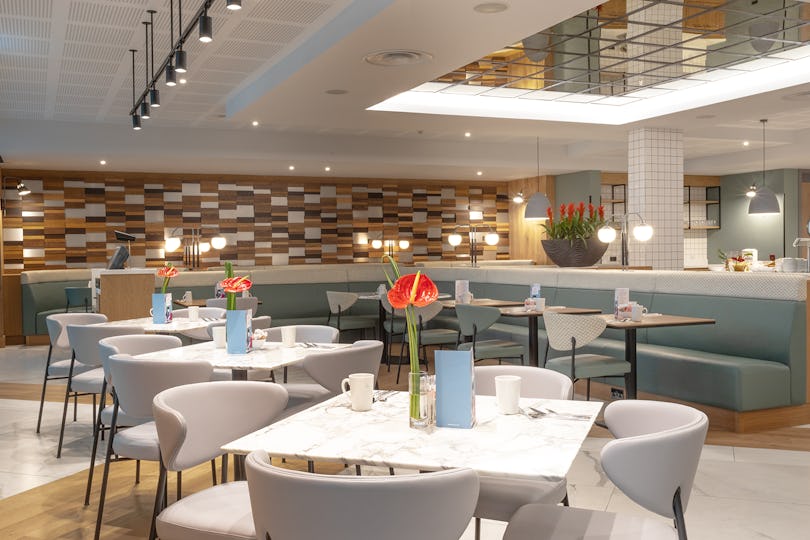 Glaze Restaurant at Crowne Plaza Marlow