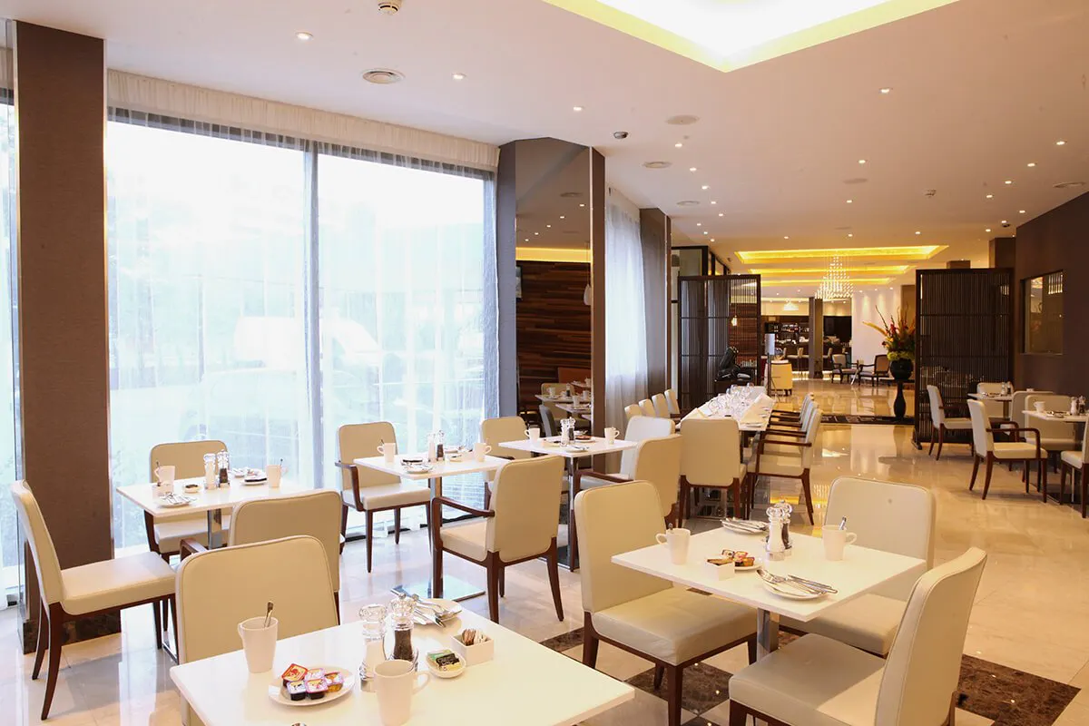 The Grill at Park Grand