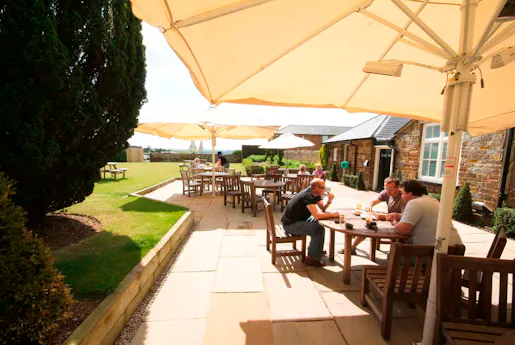 The Swan at Lamport