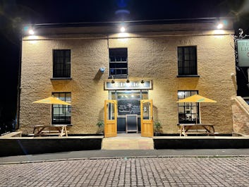 The Red Lion - Stretham