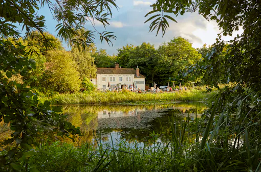The Inn On The Pond