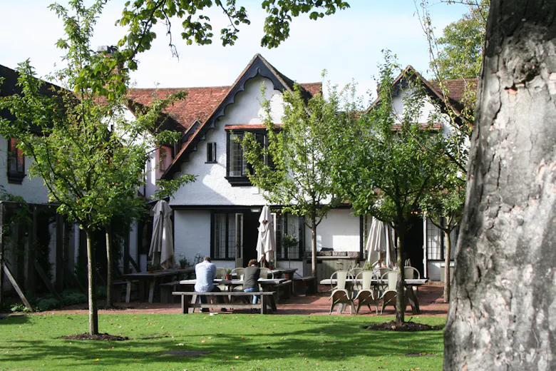 The Olde Bell