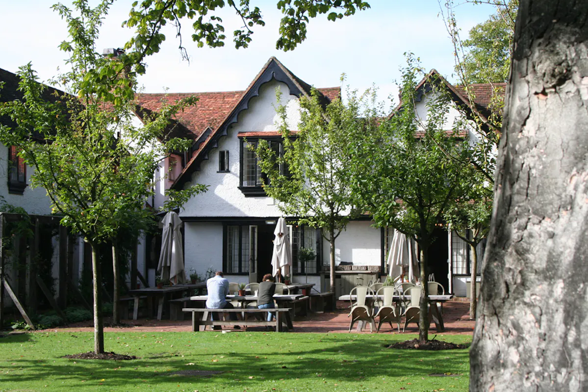 The Olde Bell