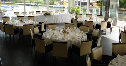 Island Bar and Restaurant