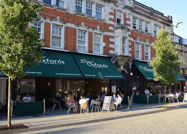Simons at Oxfords