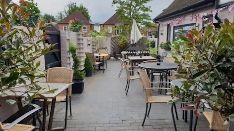 Tudors at the White Hart Hotel