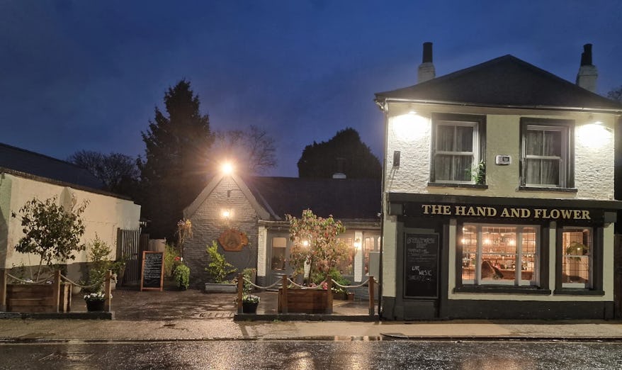 The Hand & Flower, Surrey Restaurant Review, Menu, Opening Times