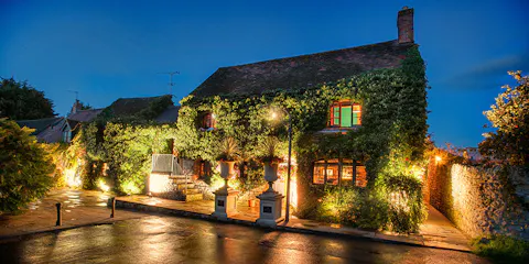 Crazy Bear Stadhampton - English Restaurant