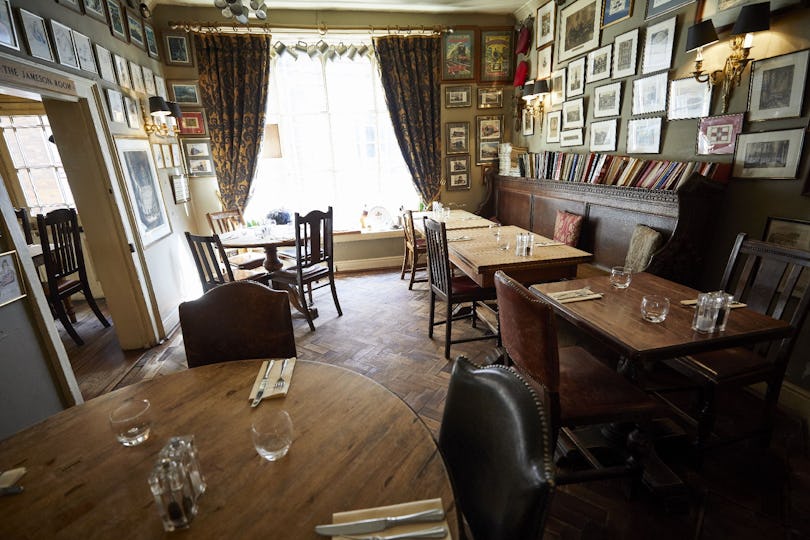 Wykeham Arms