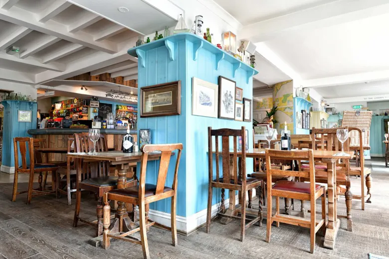 Lulworth Cove Inn