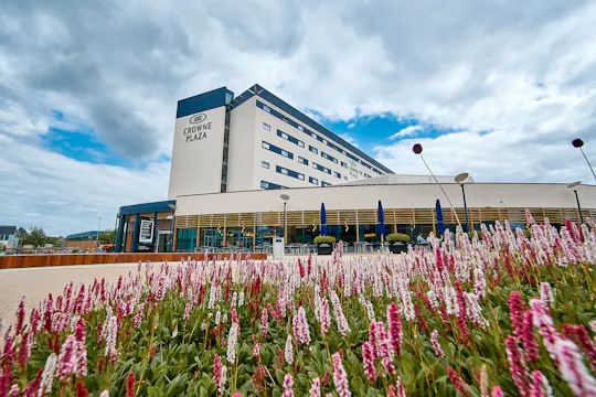 Caprice at Crowne Plaza Reading East