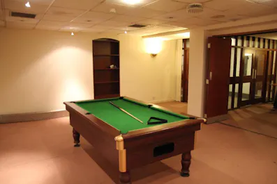 153 Bar and Restaurant at Hylands Hotel