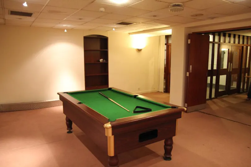 153 Bar and Restaurant at Hylands Hotel