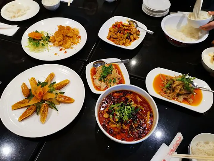 Sanxia Renjia Bloomsbury