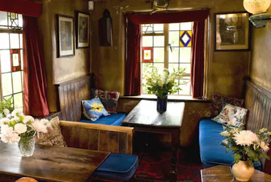 The NoBody Inn