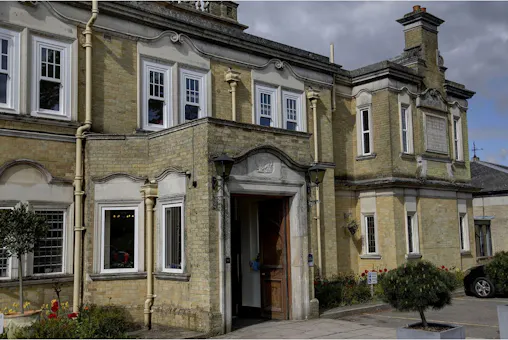 The Manor Restaurant - Chilworth Manor