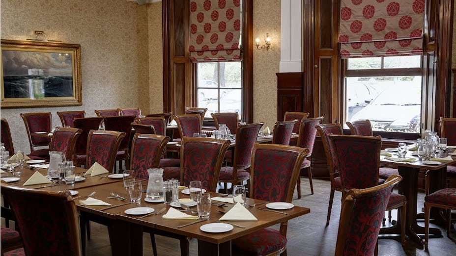 The Manor Restaurant - Chilworth Manor