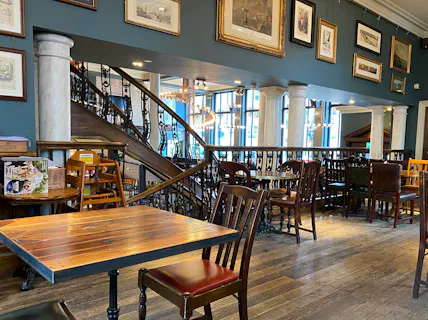 The Bull - Unit Shepherd's Bush