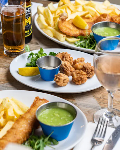 Deep Blue Notting Hill, London - Restaurant Review, Menu, Opening Times