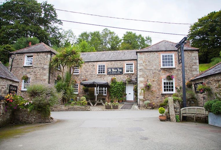 St. Kew Inn