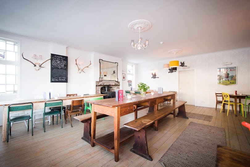 Mhor 84 Motel