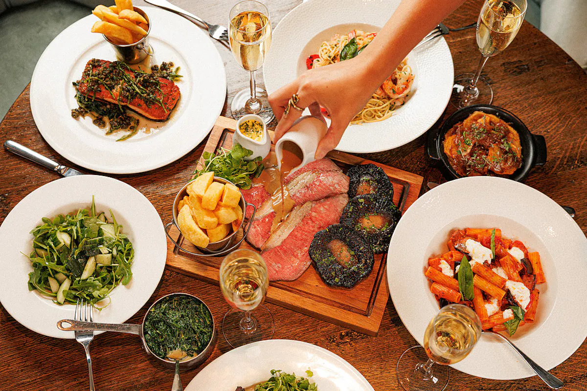 108 Brasserie & Bar