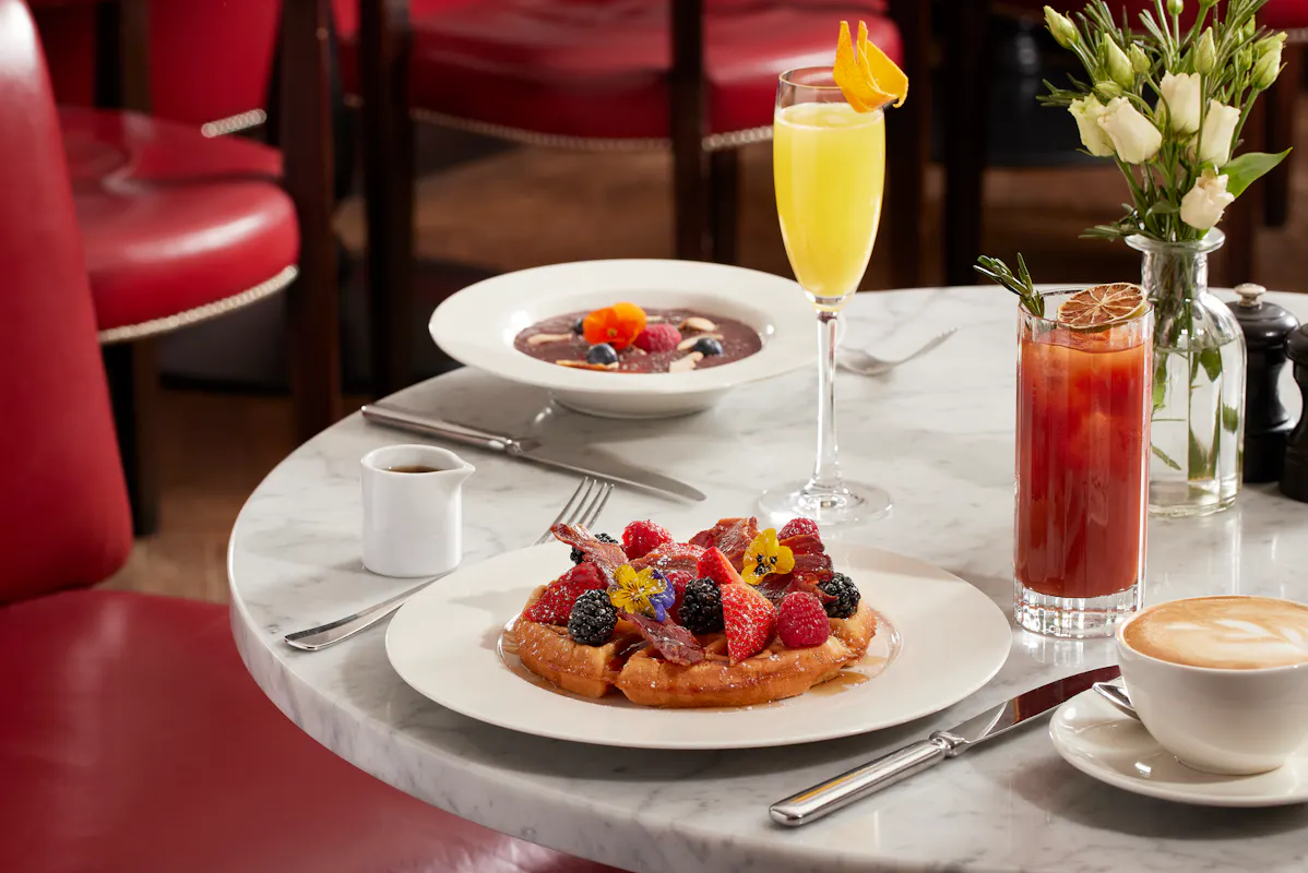 108 Brasserie & Bar
