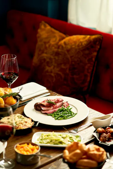 108 Brasserie & Bar