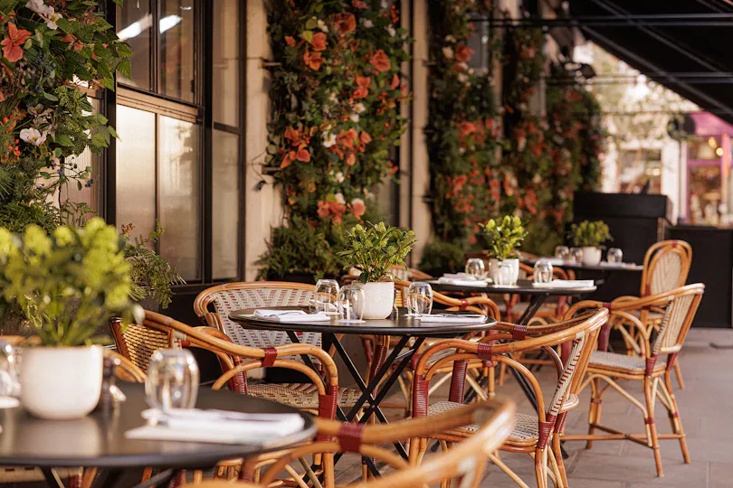 108 Brasserie & Bar