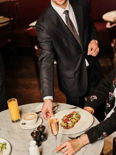 108 Brasserie & Bar
