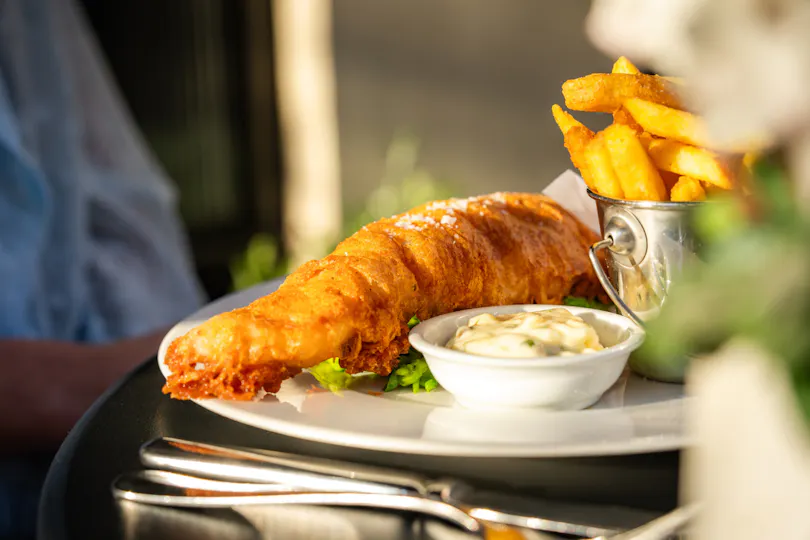 108 Brasserie & Bar