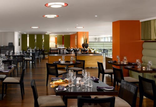 Collage Restaurant at Radisson Blu Cardiff