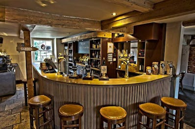 Hoddington Arms